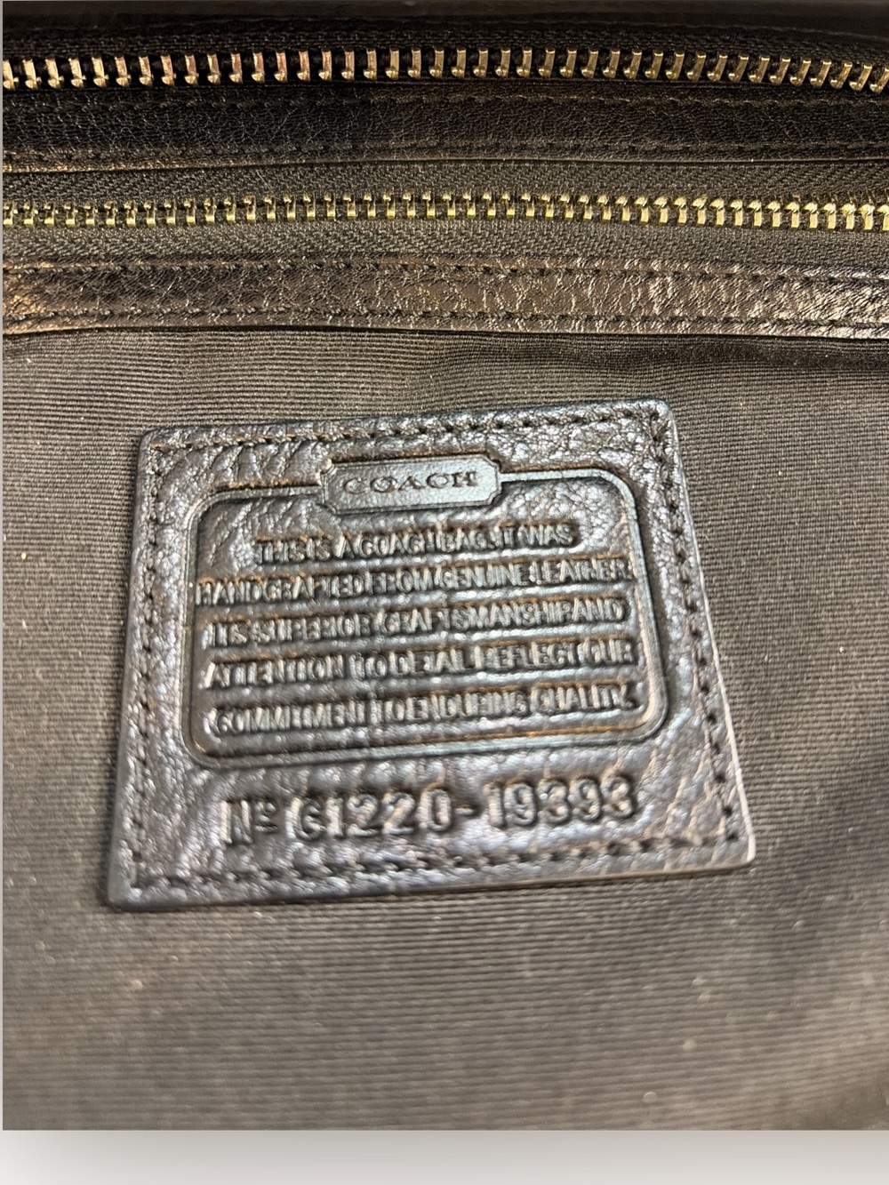 Authentic Coach Hamptons Weekend Perforated Leather Tote Bag - Picture 7 of 9